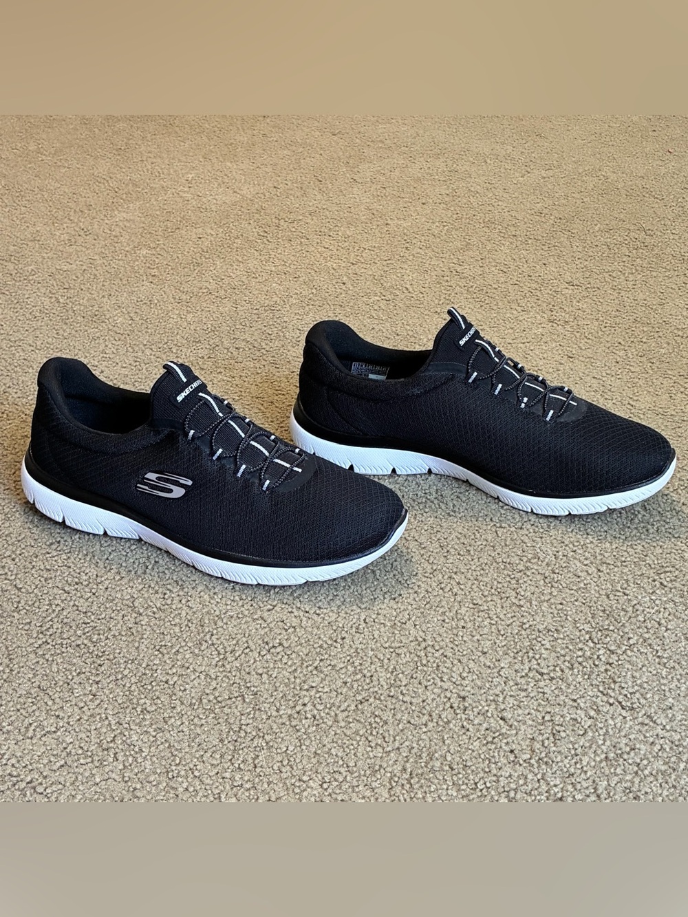 Skeckers Summits Slip-on Sneakers Women's 11 Black Low Top Running Tennis Shoes